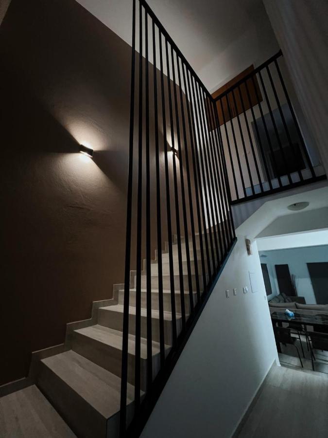 Oasi Rejuve Villa Meneou Exteriör bild