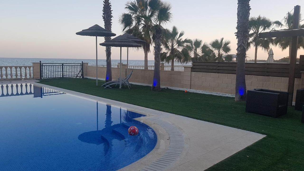 Oasi Rejuve Villa Meneou Exteriör bild